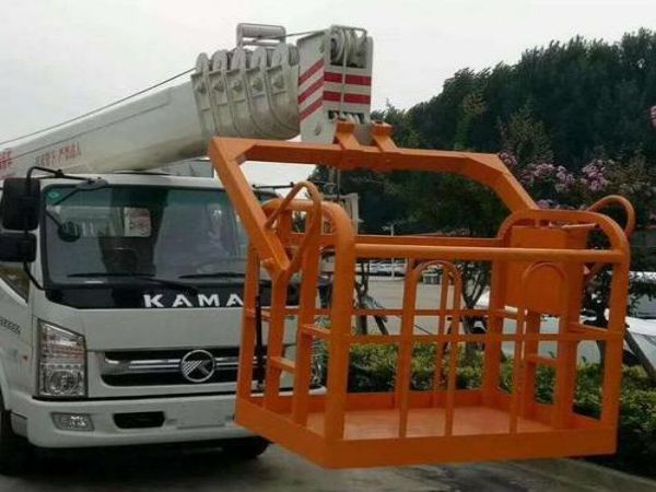金井片区吊车租赁公司_吊车出租公司：吊车如何稳钩